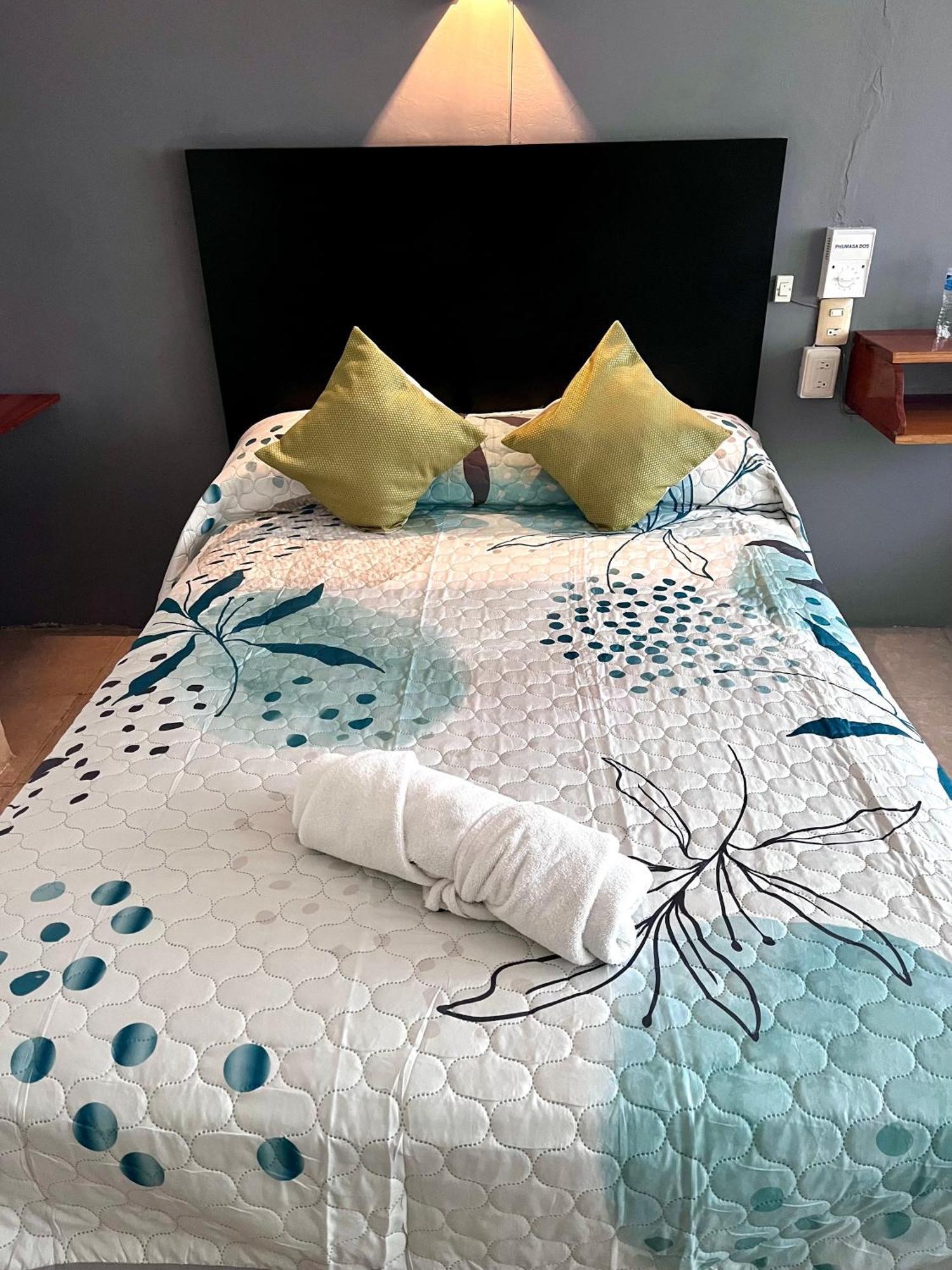 Hotel Las Brisas Catemaco Kültér fotó